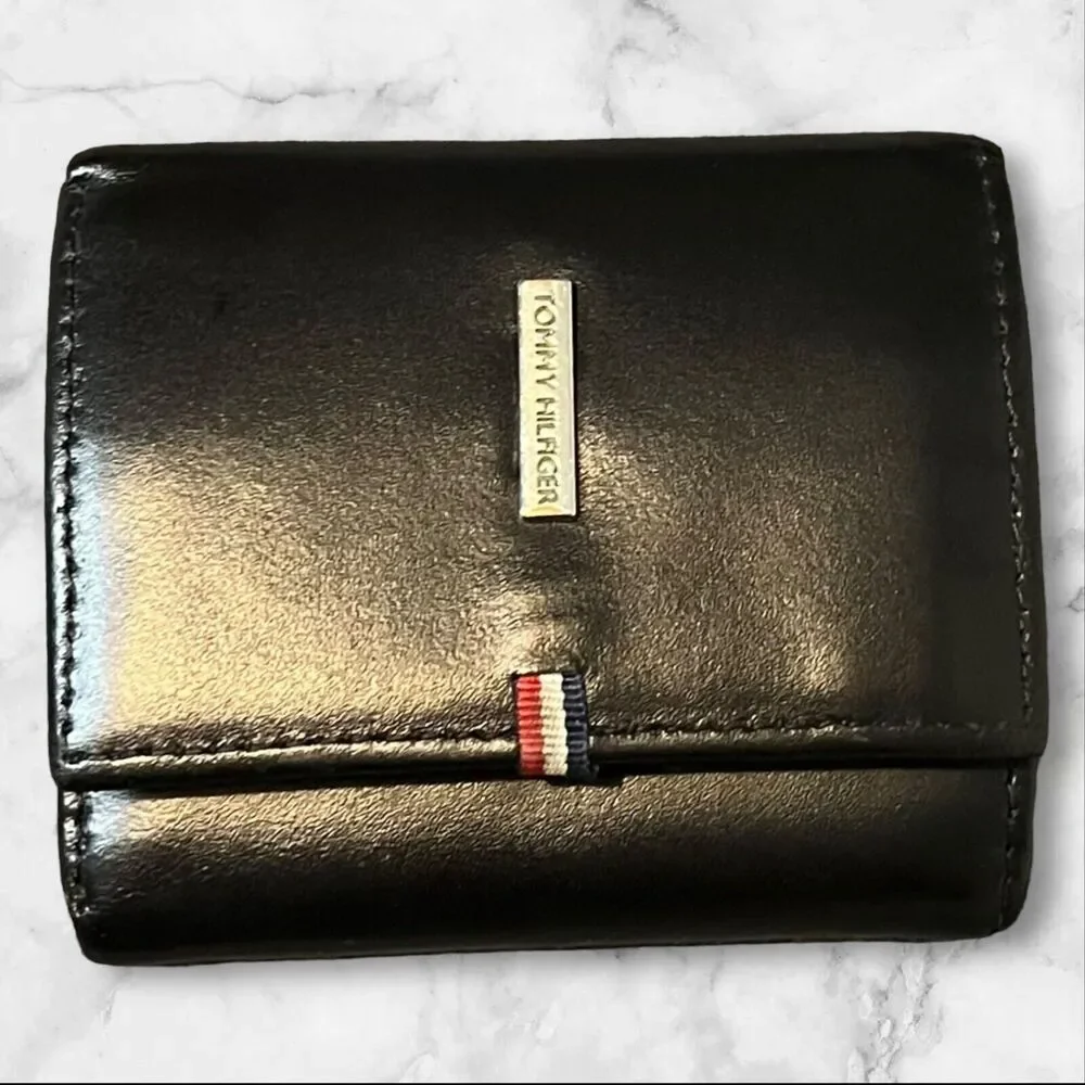 Tommy‎ Hilfiger Black Leather Mens Trifold Billfold Wallet Three Compartments